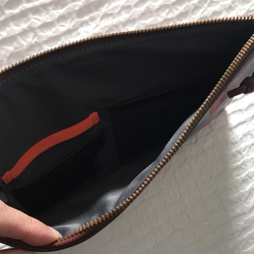 NWT Fossil Leather Multi Print Envelope Clutch - Picture 3 of 6